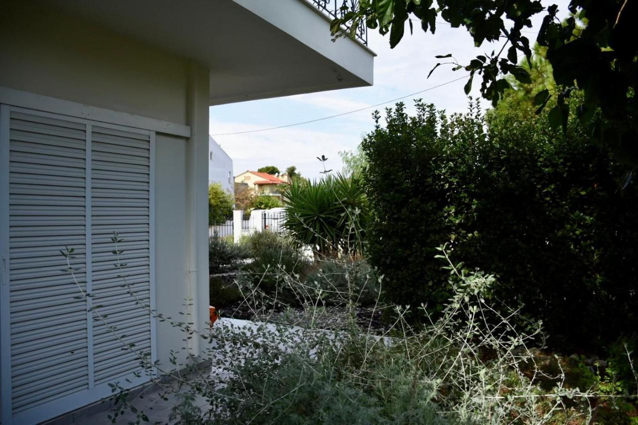 Apartment Beach House Chalkís Exterior foto